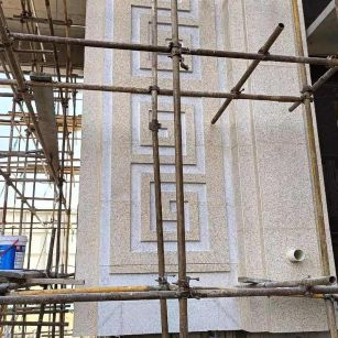 南通 黄金麻花岗岩别墅外墙干挂回纹造型效果