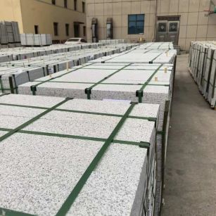 南通 白麻花岗岩5.0公分荔枝面地铺石