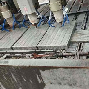 南通 芝麻白花岗岩荔枝面盲道雕刻