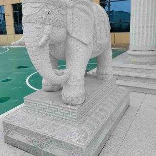 南通 白麻花岗岩动物异形石雕-大象
