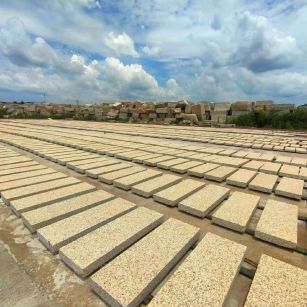 南通 黄金麻荔枝面花岗岩石材地铺石防护中