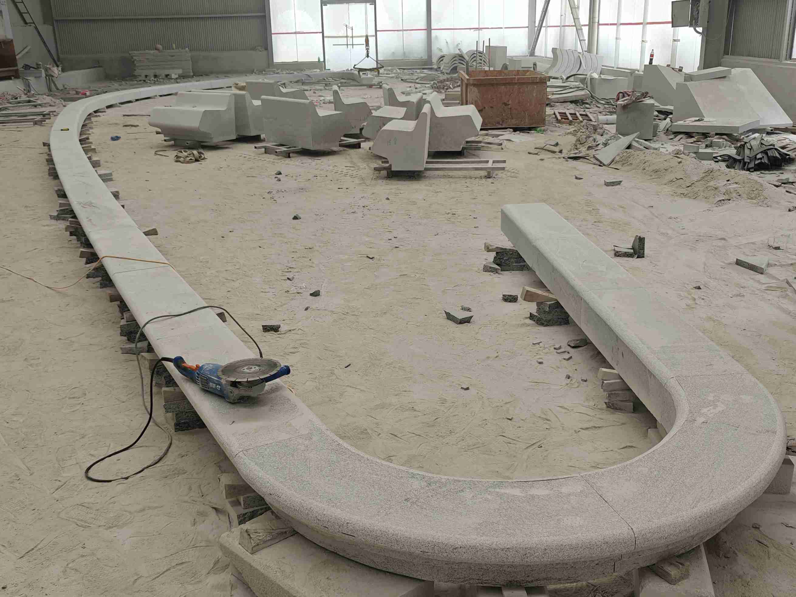 南通 芝麻白花岗岩弧形花坛石，坐凳石