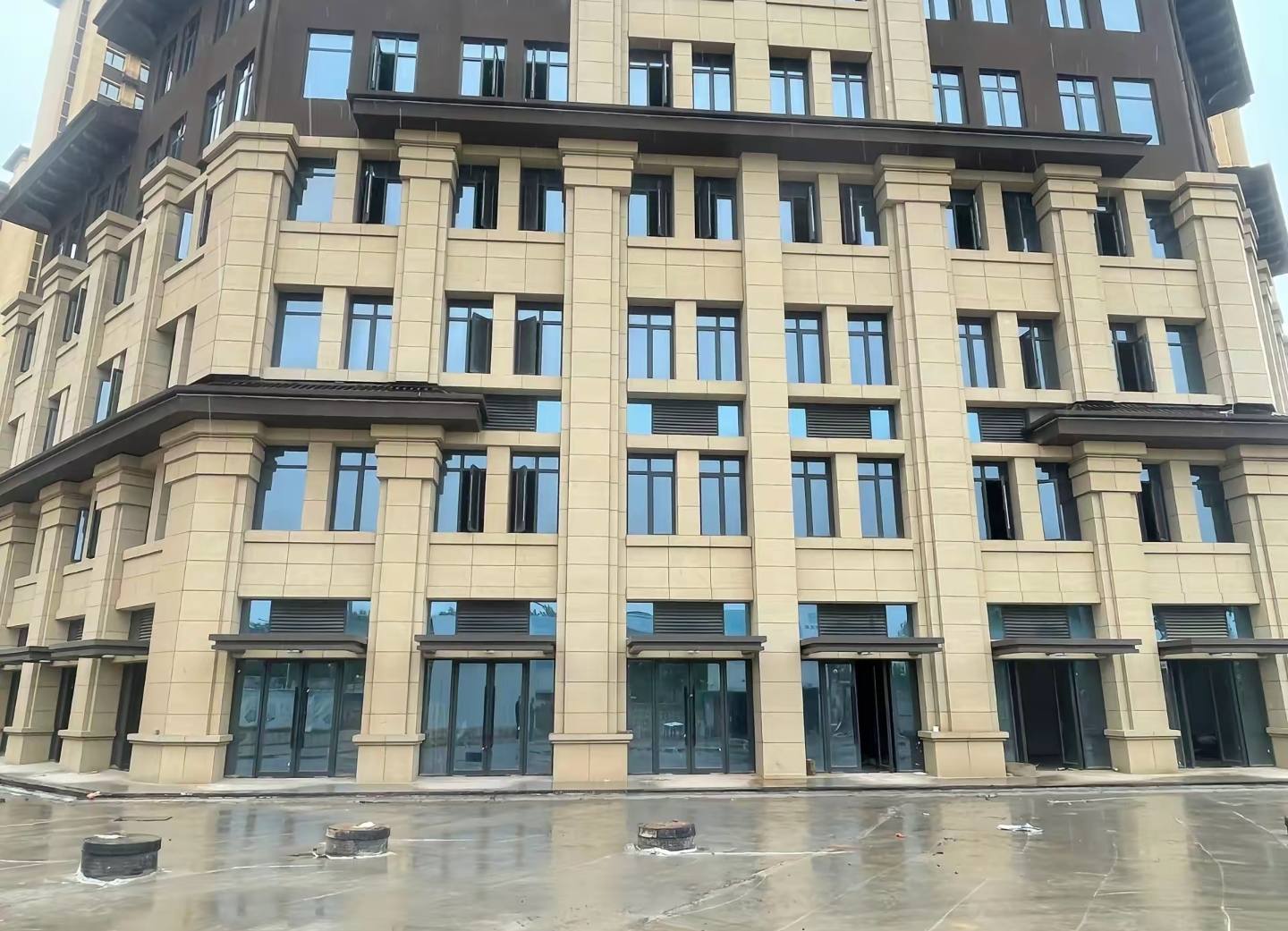 南通 黄金麻花岗岩荔枝面小区外墙干挂