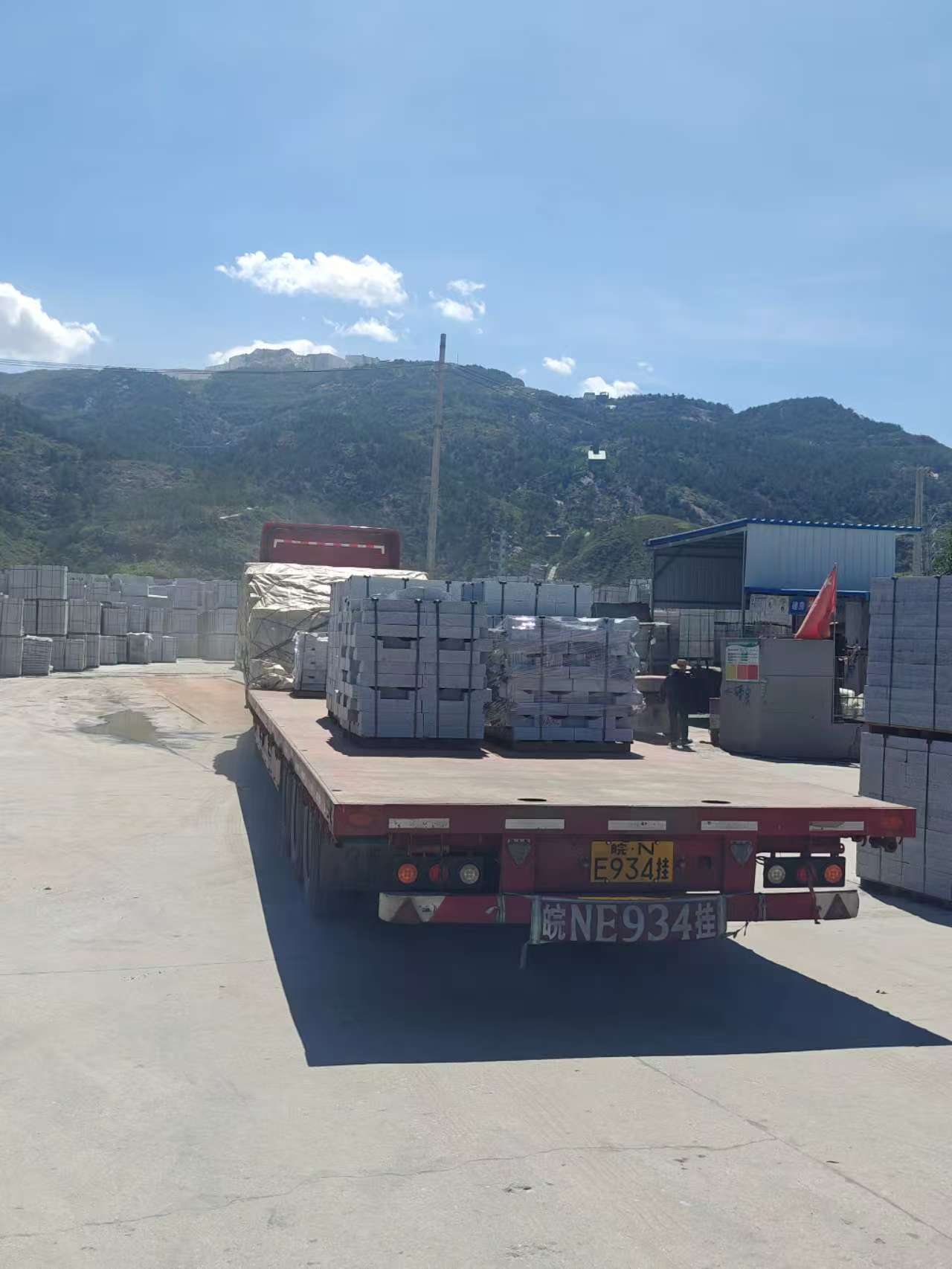 南通 芝麻白仿形路沿石，直形路沿石