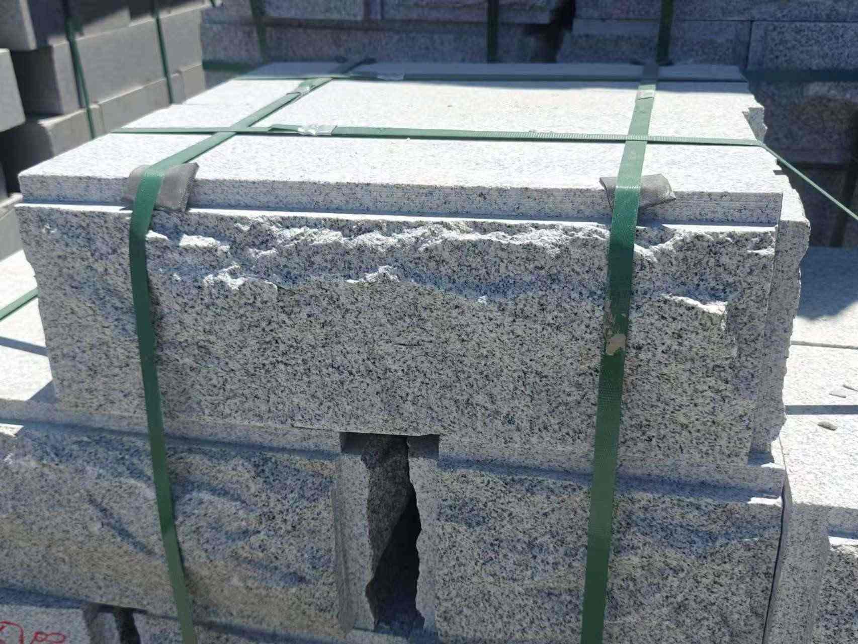 南通 芝麻白花岗岩自然面成品