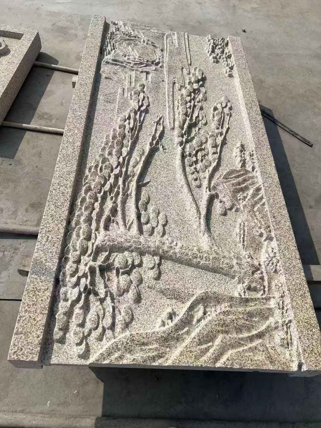 南通 黄金麻雕刻板浮雕迎客松